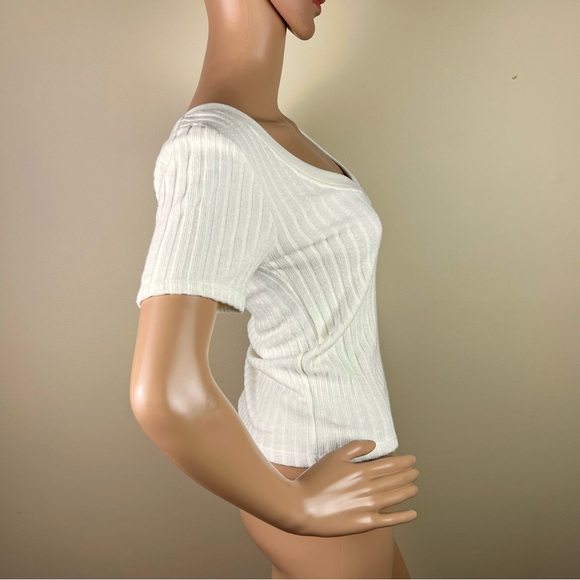 ZARA IVORY SHORT SLEEVE KNIT TOP - Picture 4 of 5